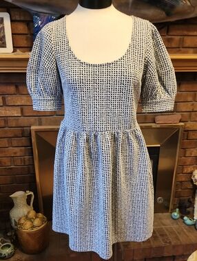 LOFT Black and White Scoop Neck Puff Sleeve Mini Dress Size Small Baby Doll